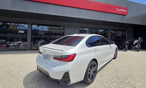 BMW 330e 2.0 16V TURBO HÍBRIDO M SPORT AUTOMÁTICO BMW 330e 2.0 16V TURBO HÍBRIDO M SPORT AUTOMÁTICO